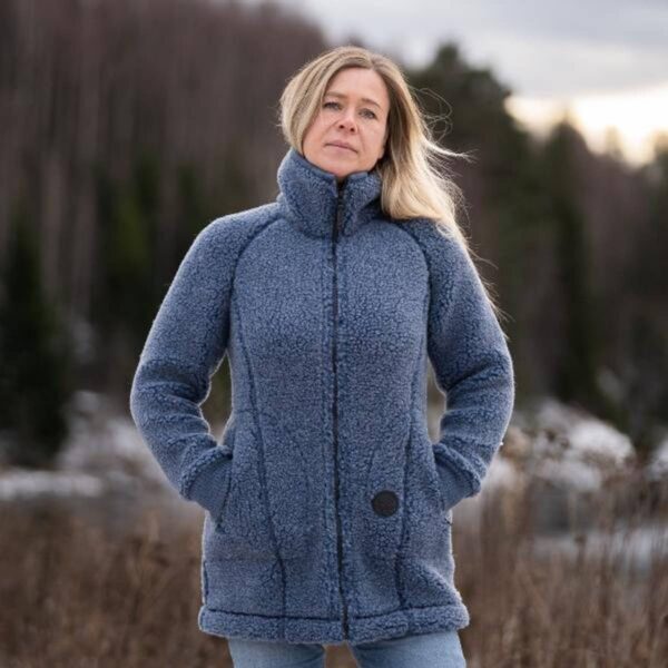 Canelana Frida ulljakke lang damemodell 100% ull